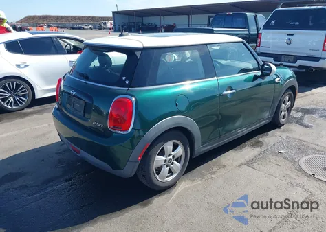 2016 Mini Hardtop Cooper from USA, damaged, VIN WMWXP5C52G2D13449